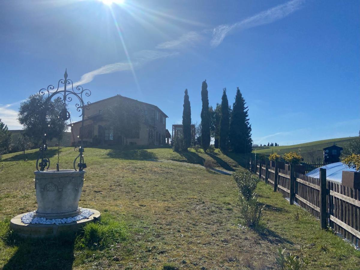 Bed And Breakfast Casale Del Sole Castellina Marittima Bagian luar foto