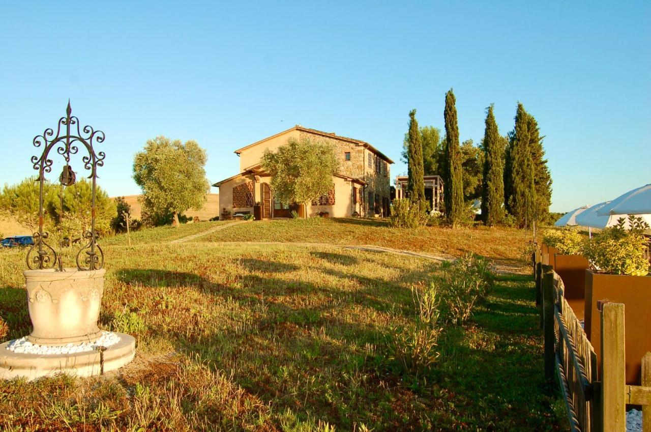 Bed And Breakfast Casale Del Sole Castellina Marittima Bagian luar foto