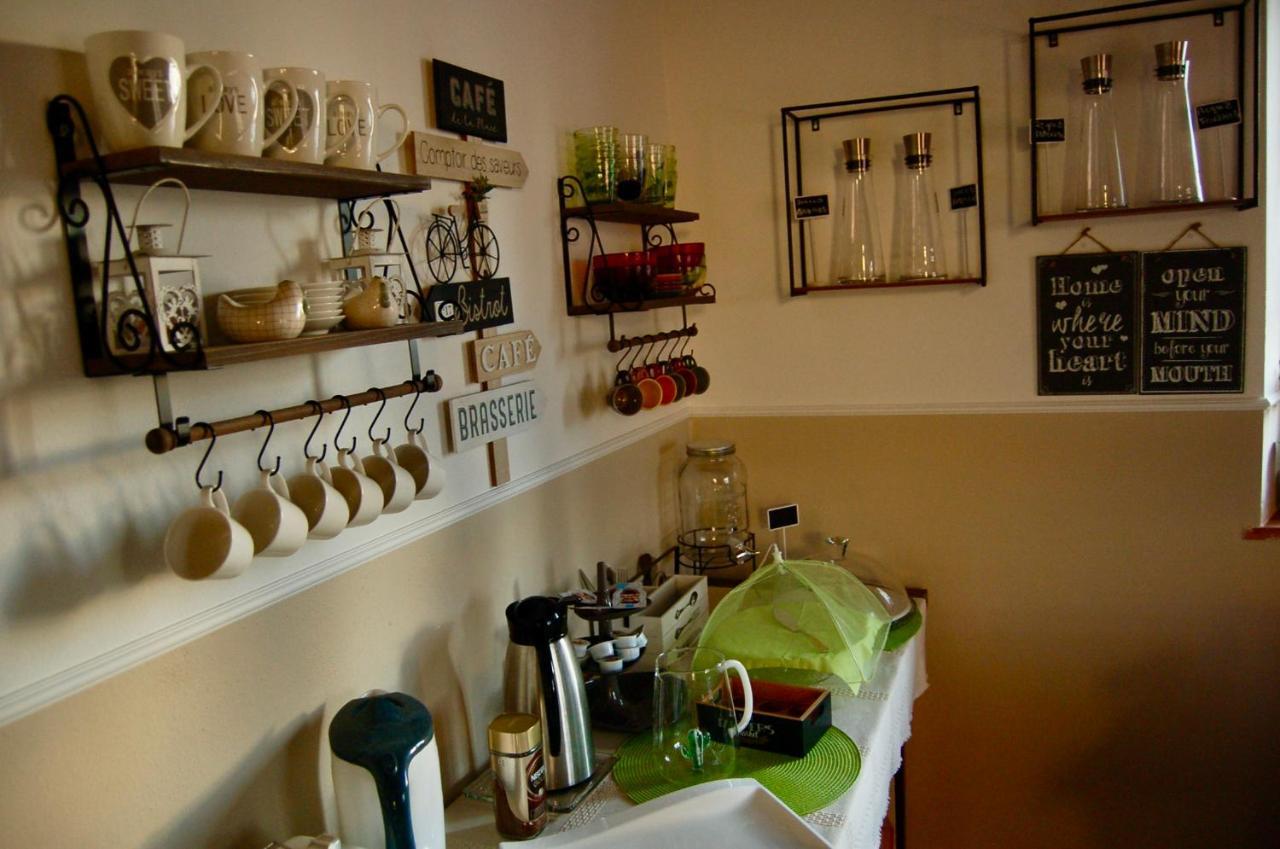Bed And Breakfast Casale Del Sole Castellina Marittima Bagian luar foto