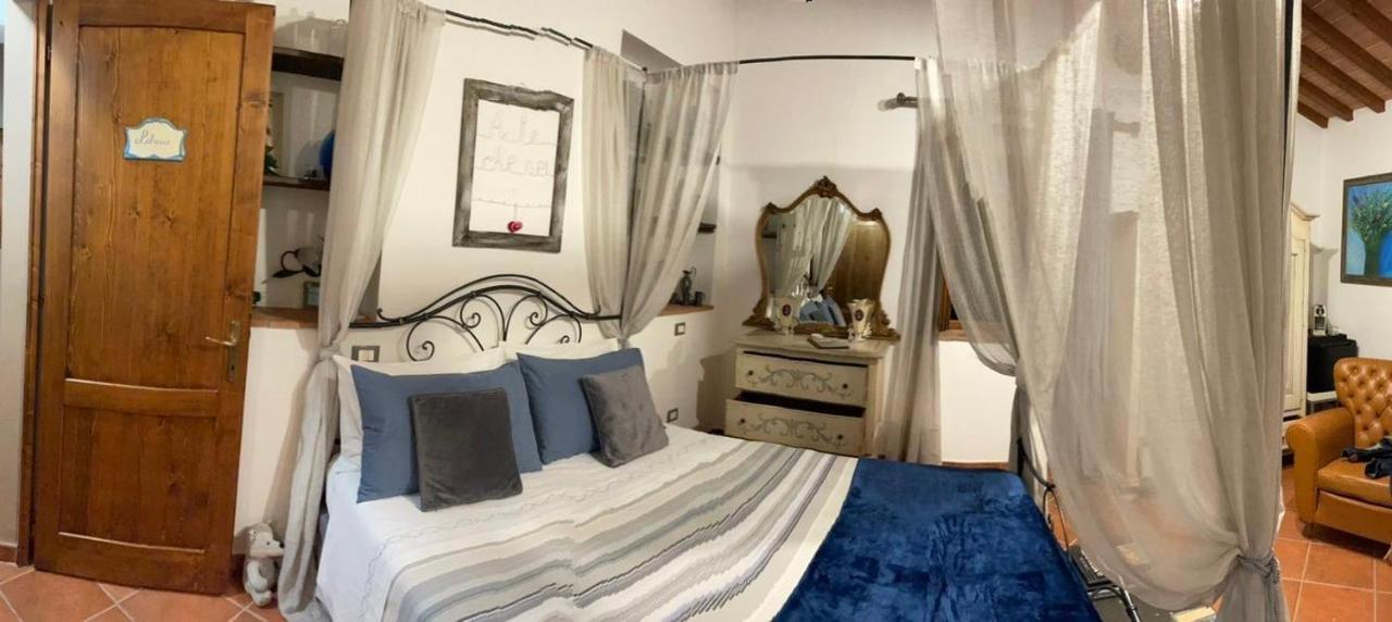Bed And Breakfast Casale Del Sole Castellina Marittima Bagian luar foto