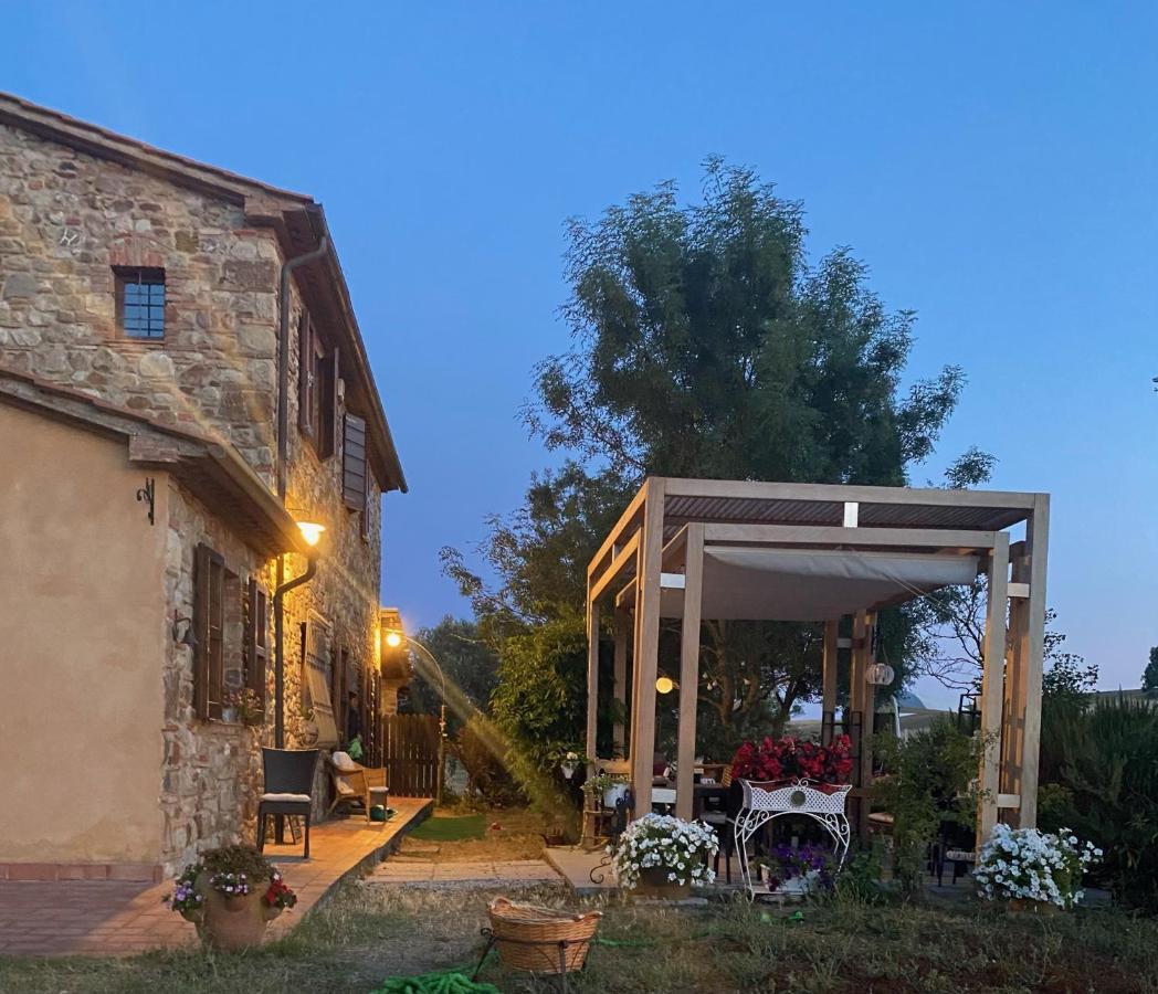 Bed And Breakfast Casale Del Sole Castellina Marittima Bagian luar foto