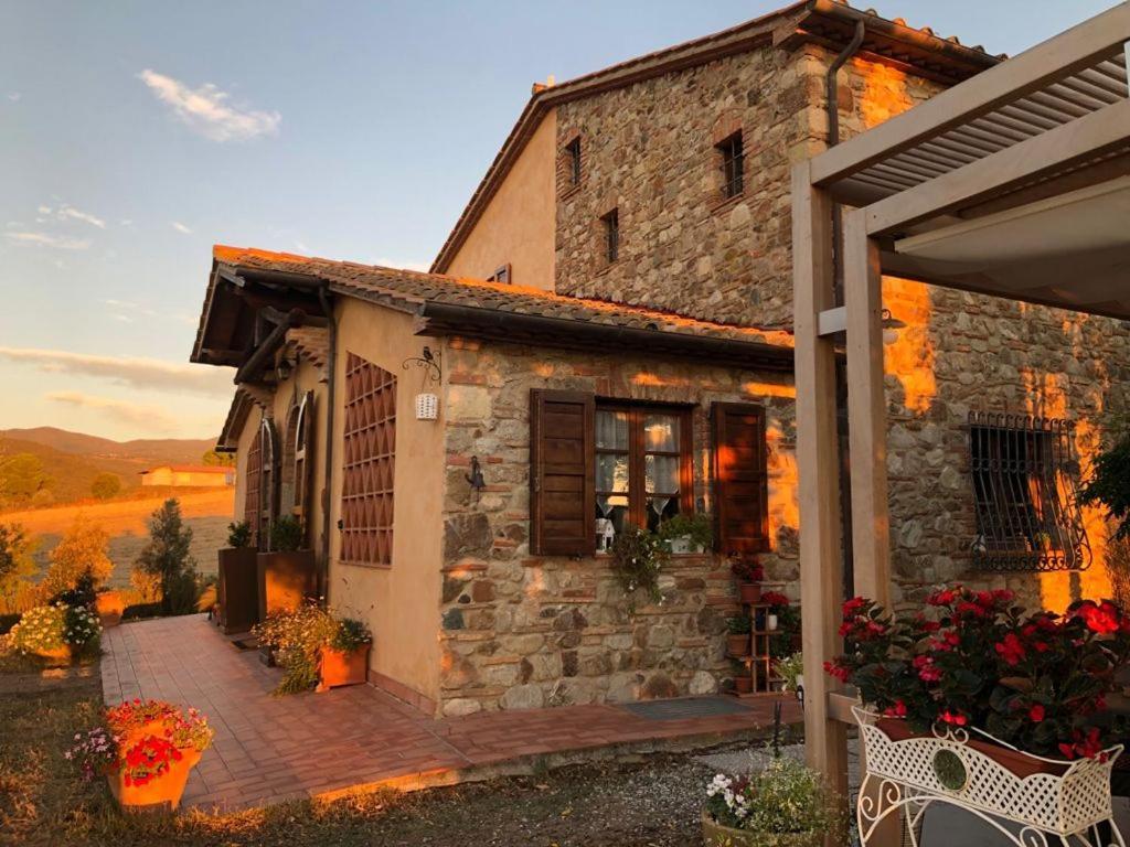 Bed And Breakfast Casale Del Sole Castellina Marittima Bagian luar foto