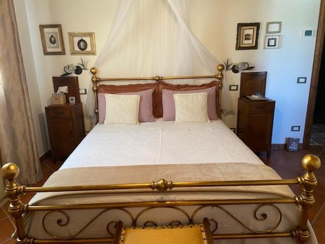 Bed And Breakfast Casale Del Sole Castellina Marittima Bagian luar foto