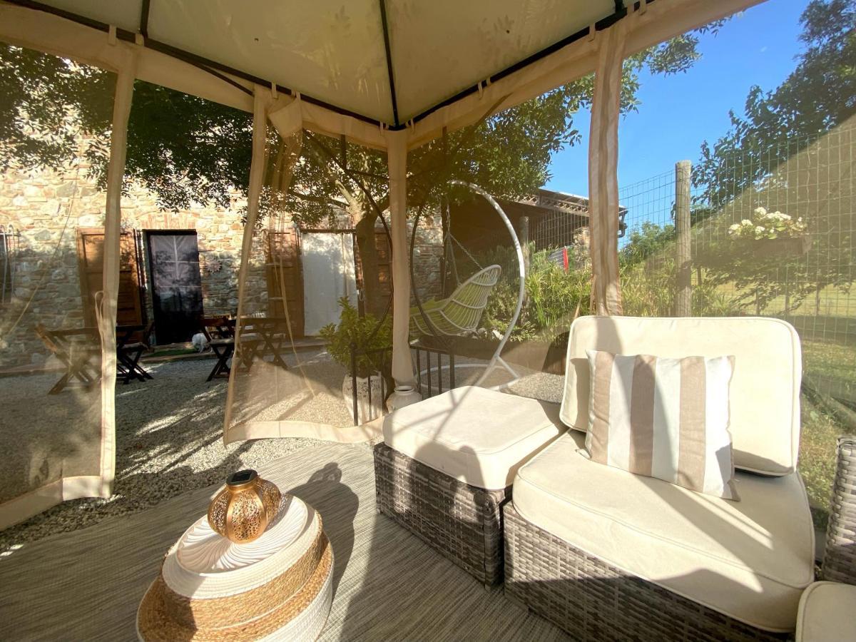 Bed And Breakfast Casale Del Sole Castellina Marittima Bagian luar foto