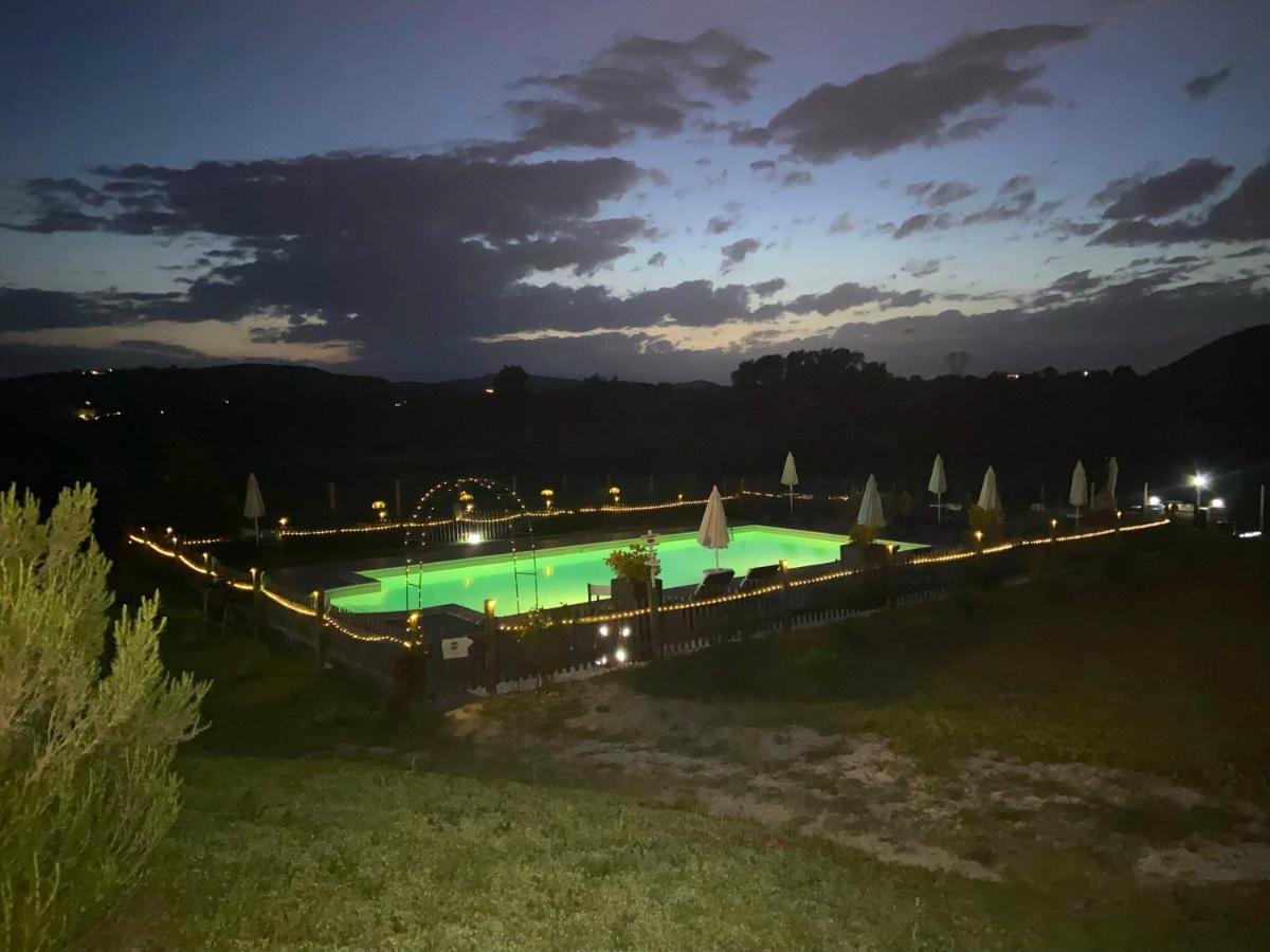 Bed And Breakfast Casale Del Sole Castellina Marittima Bagian luar foto