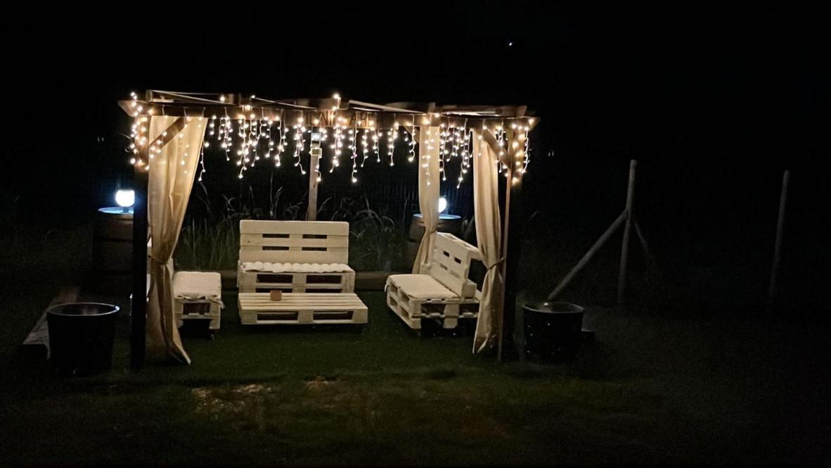 Bed And Breakfast Casale Del Sole Castellina Marittima Bagian luar foto